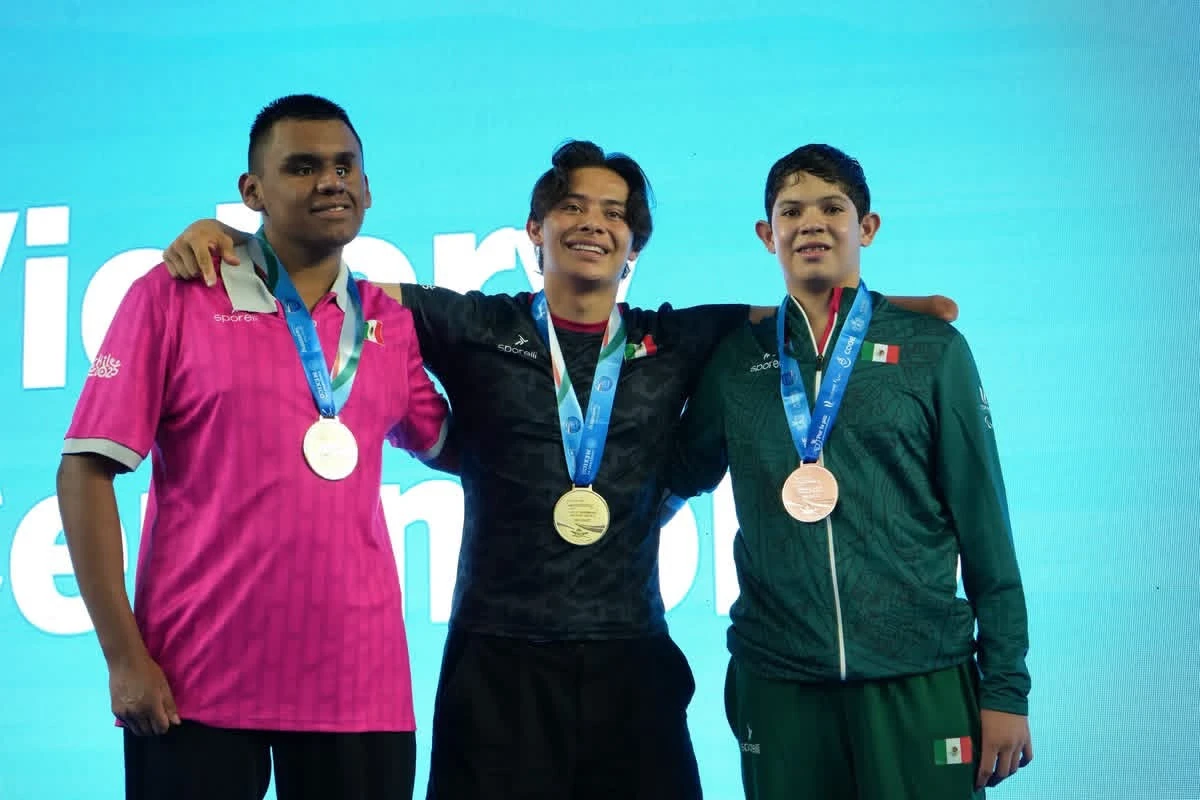 Paranadadores queretanos brillan en la Serie Mundial de Para Natación México 2026