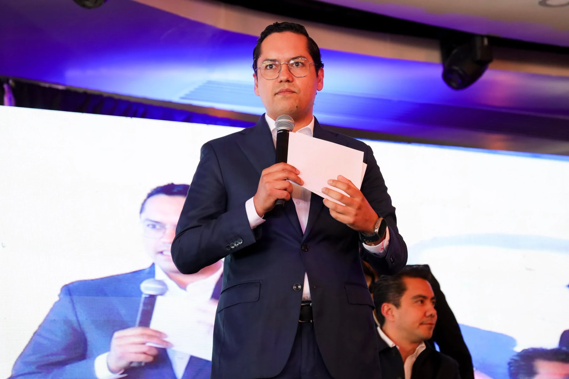 Chepe Guerrero impulsa ordenamiento del crecimiento habitacional en la zona metropolitana
