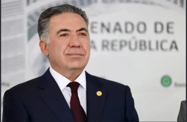 Cambio en el Senado: Enrique Inzunza removido de la Comisión de Estudios Legislativos