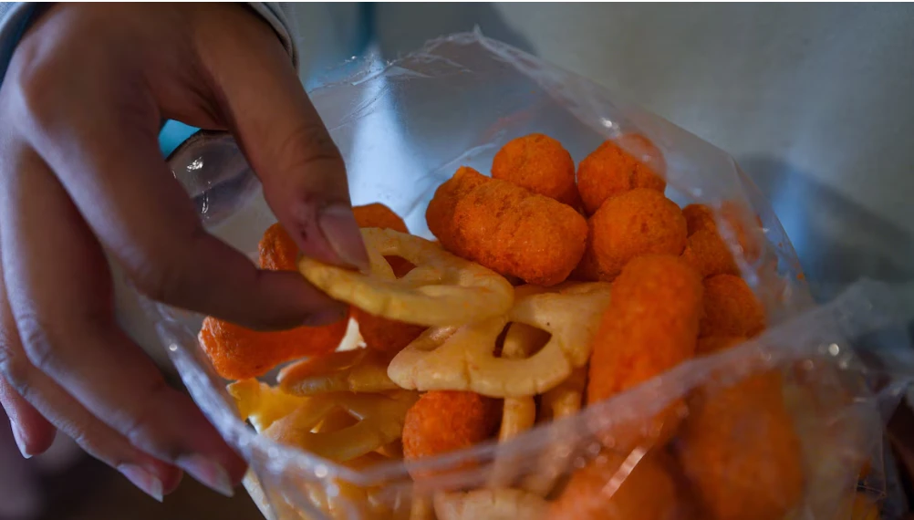 El Gobierno Mexicano Busca Aumentar Ingresos por Bebidas Azucaradas y Comida Chatarra