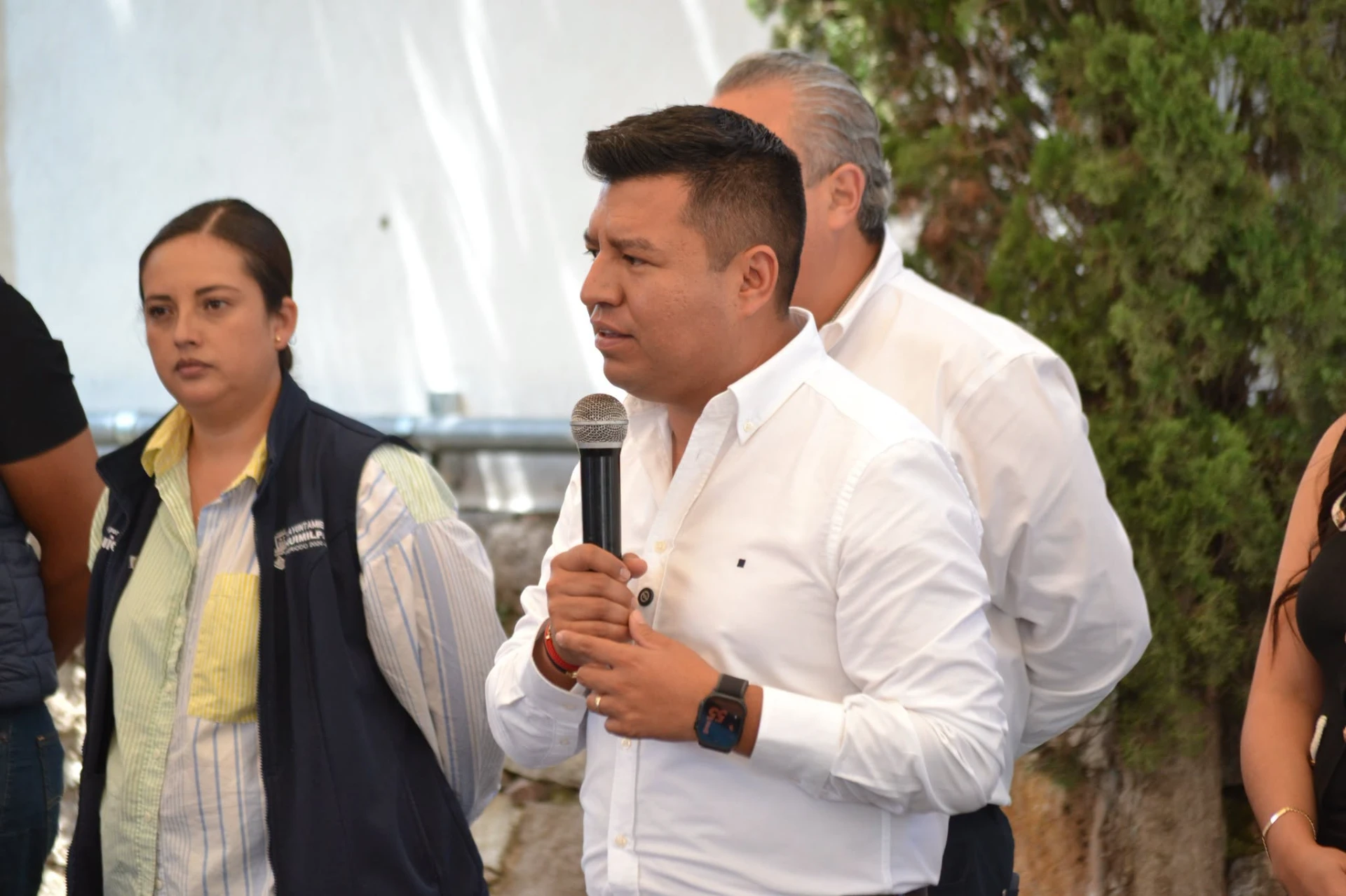 Reunión entre el Alcalde de Huimilpan y el Exgobernador de Querétaro: Un Vistazo a la Situación Municipal y el Futuro Político