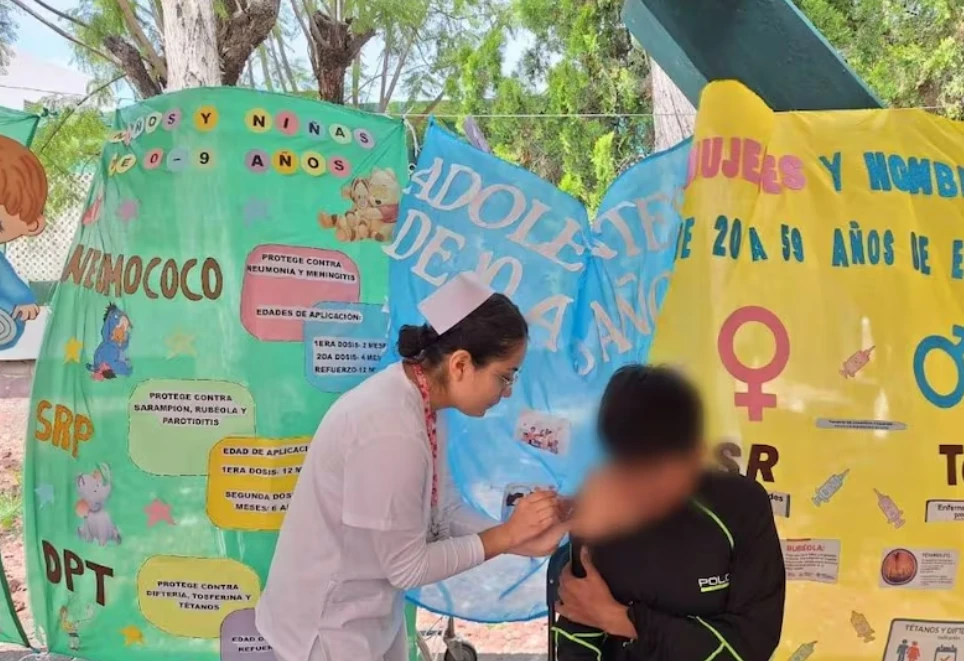 IMSS Llama a Completar Esquema de Vacunación para la Población