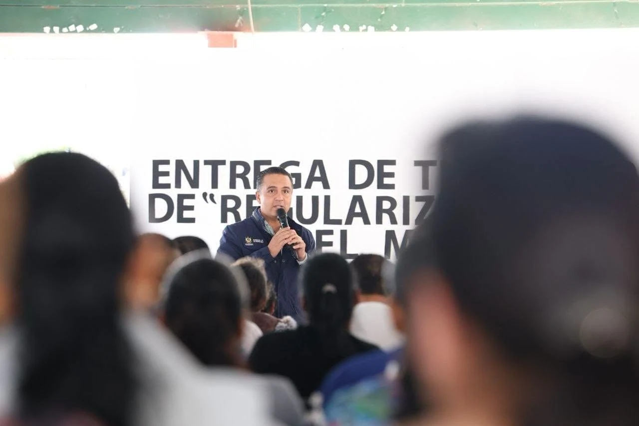 Entrega de Títulos de Propiedad a 134 Familias en Cadereyta de Montes