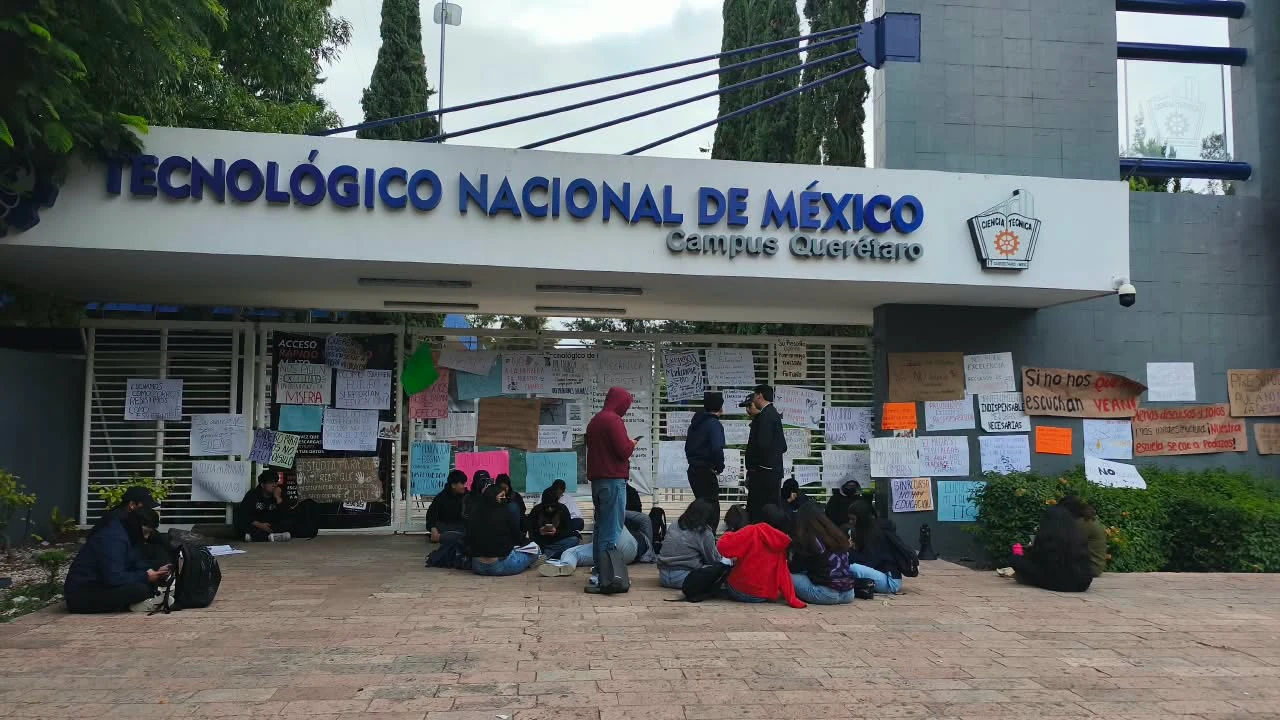 Estudiantes del Instituto Tecnológico de Querétaro inician paro en demanda de mejoras educativas