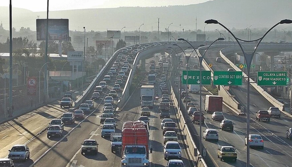 El Impacto del Tráfico en la Zona Metropolitana de Querétaro: Un Costo Anual de 3,400 Millones de Pesos